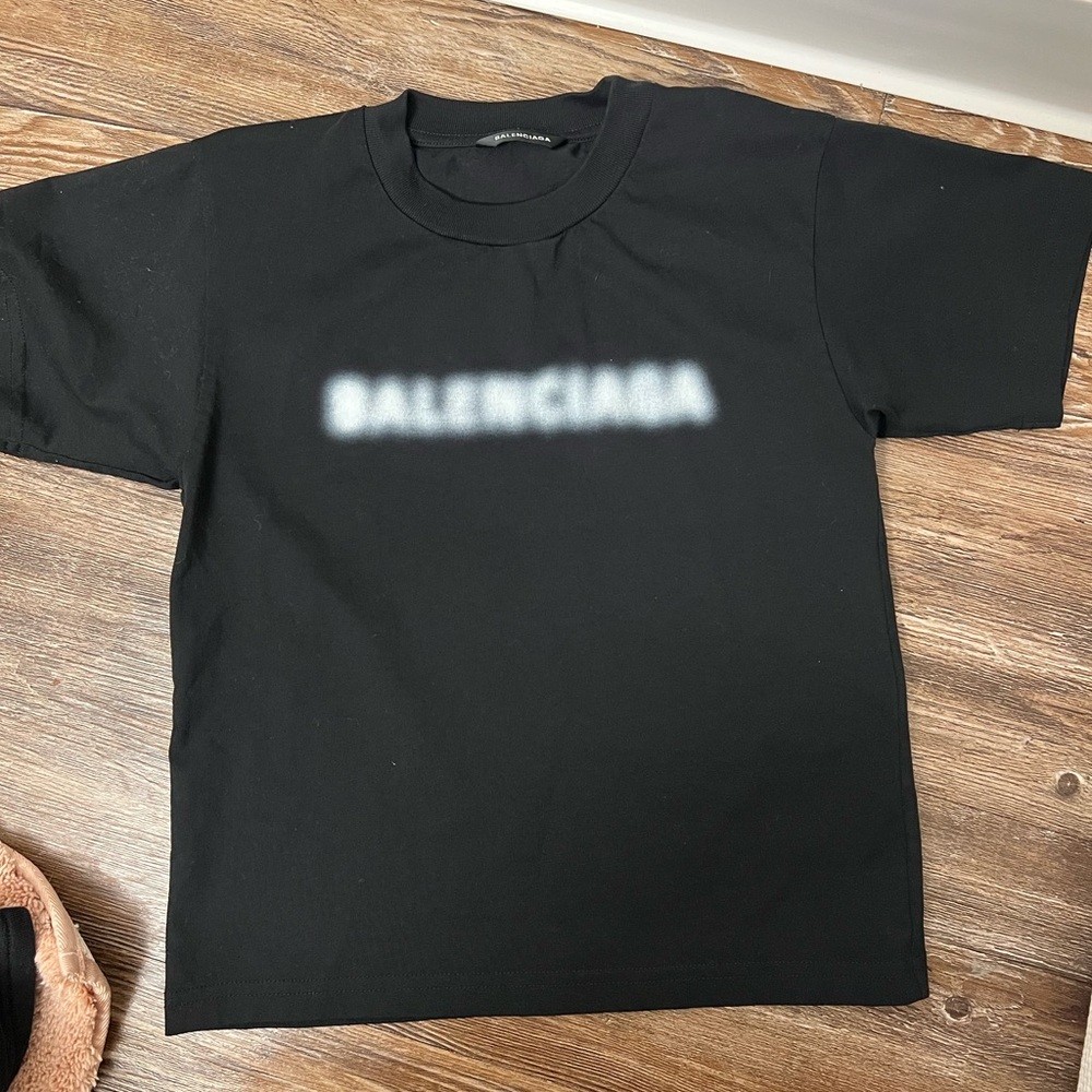 Kids Balenciaga T shirt size 6